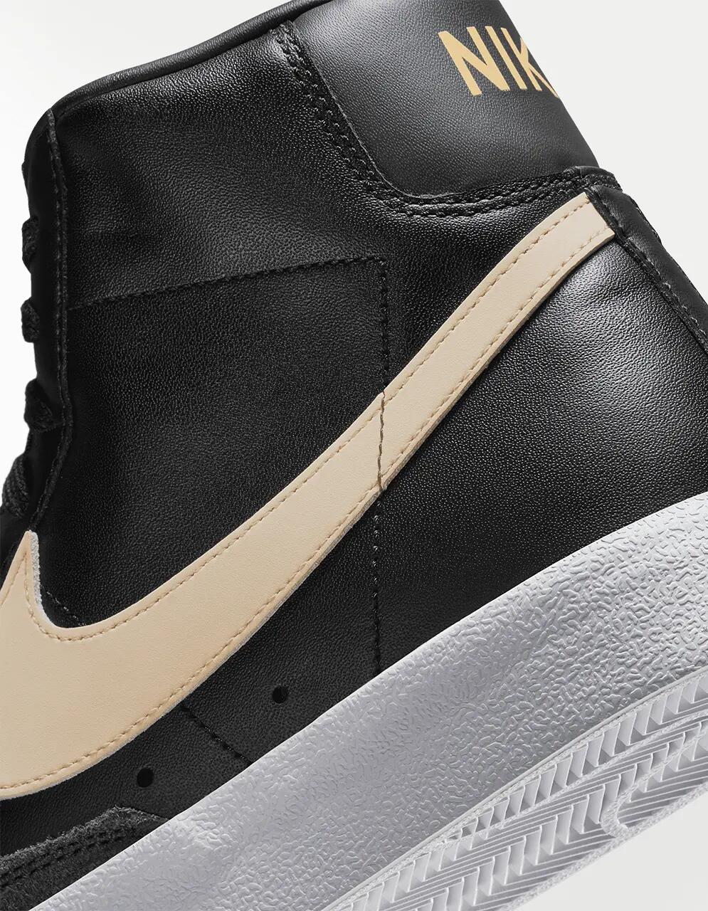 BLAZER MID 77