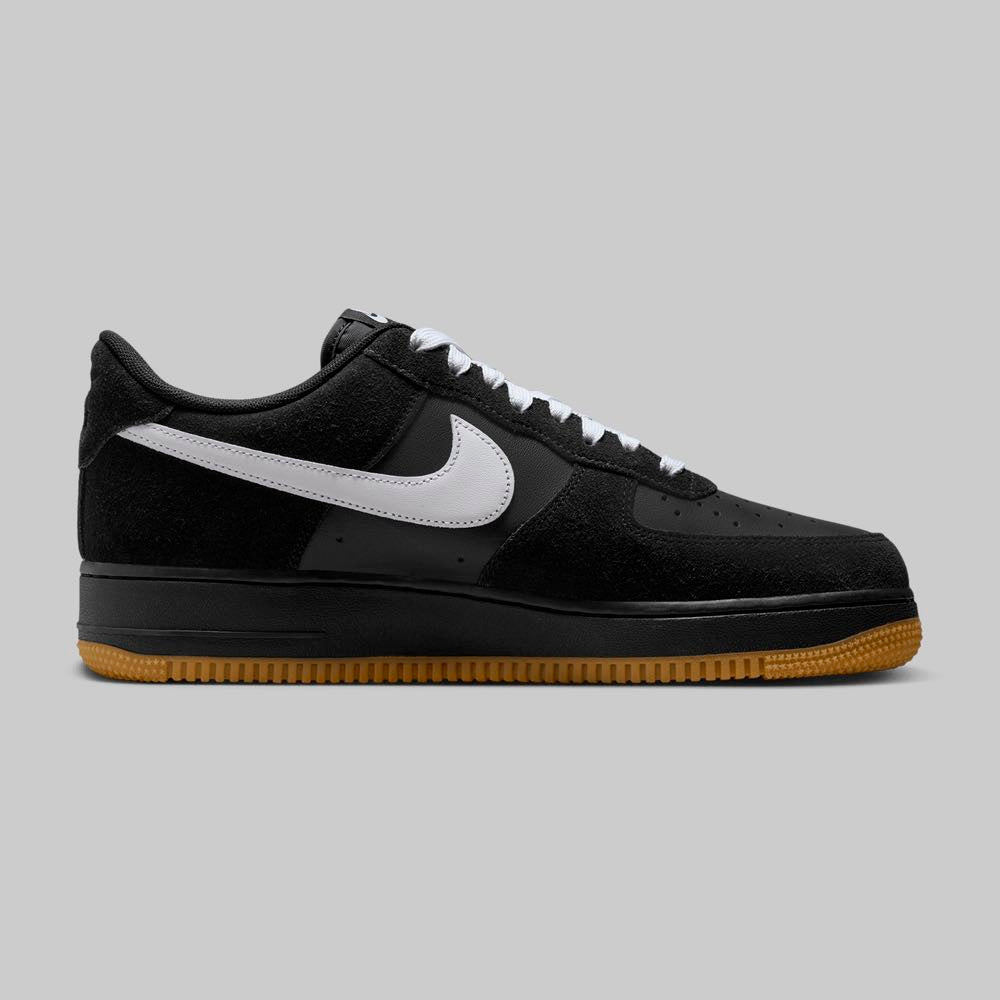 Nike Air Force 1 07