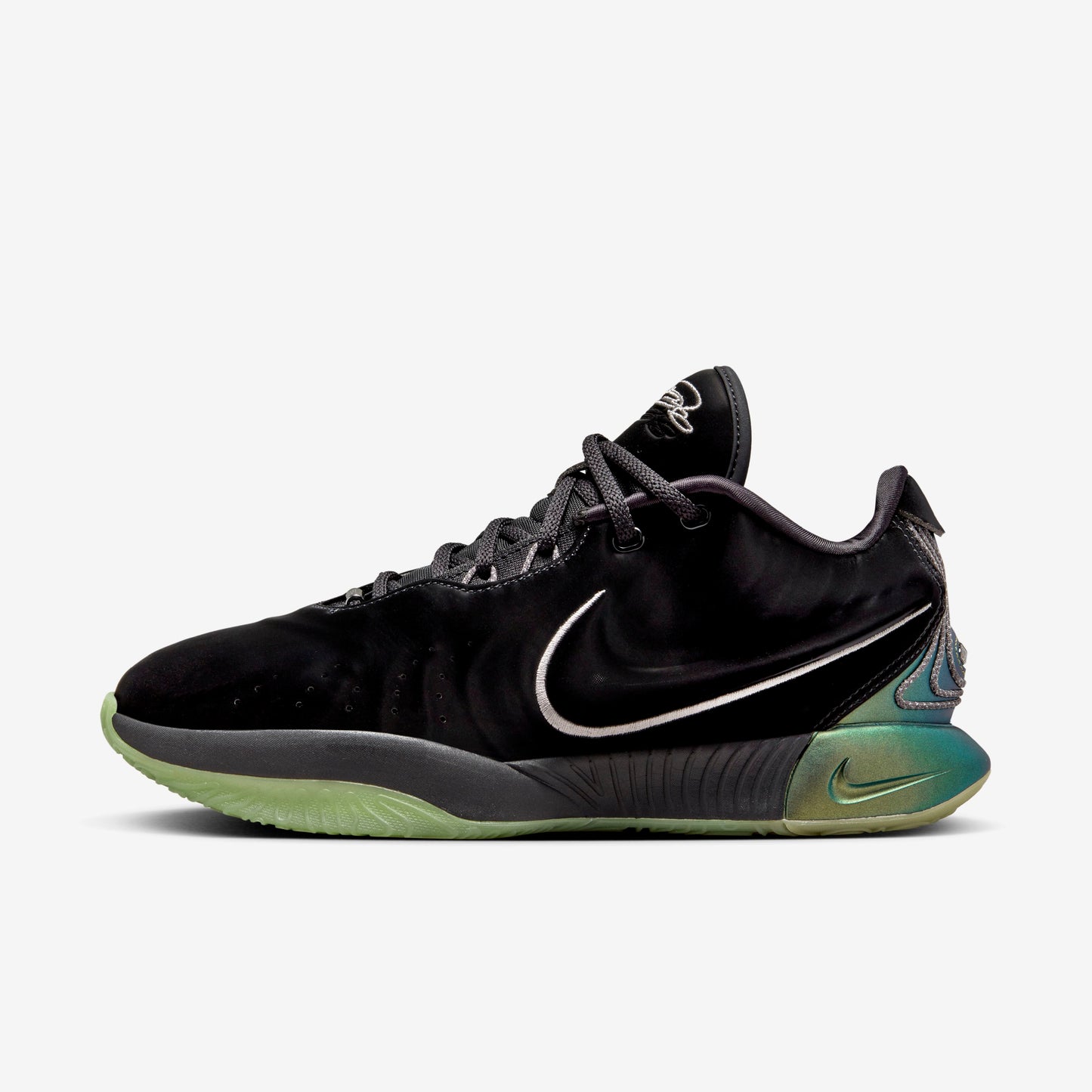 LeBron XXI