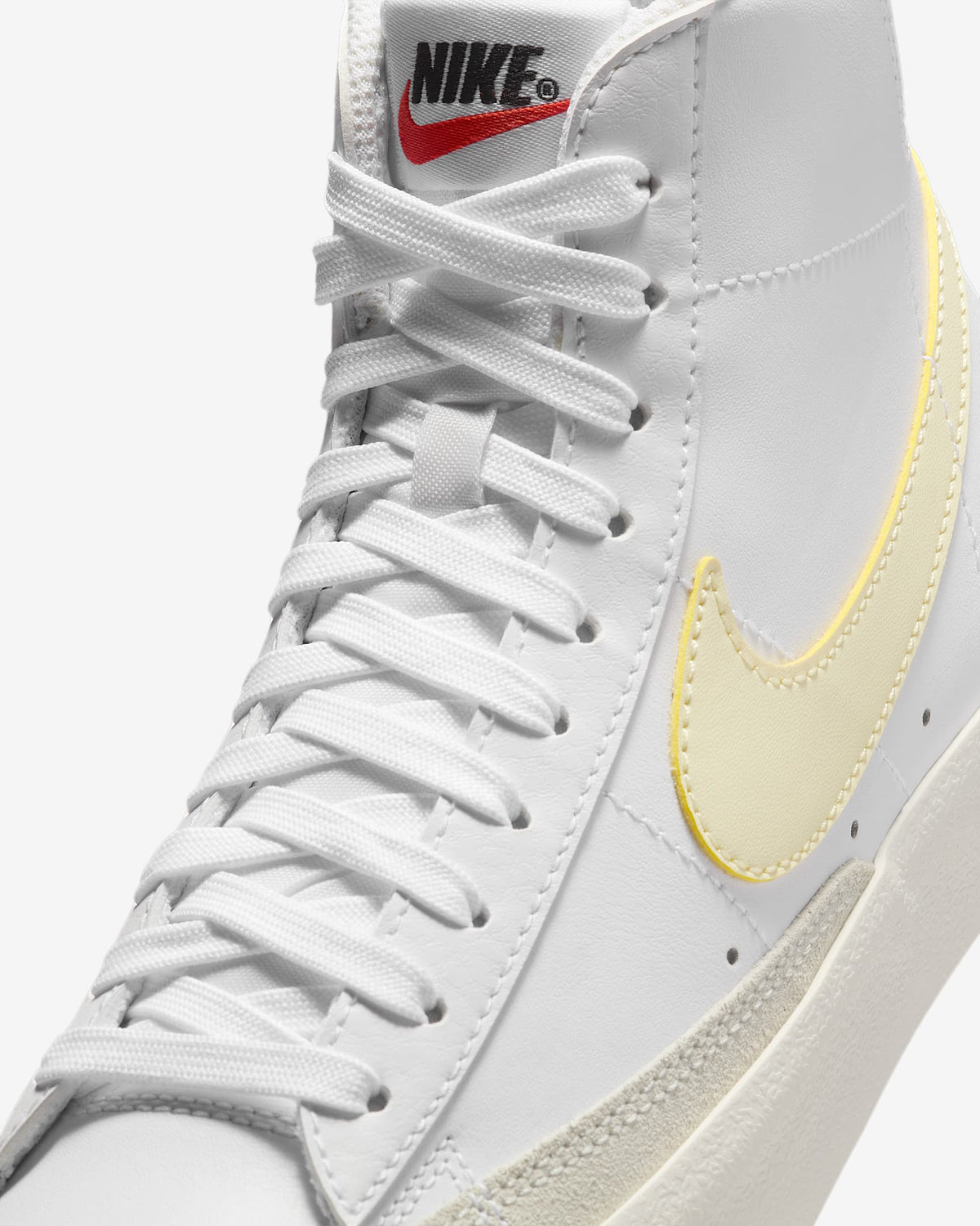 Nike Blazer Mid '77