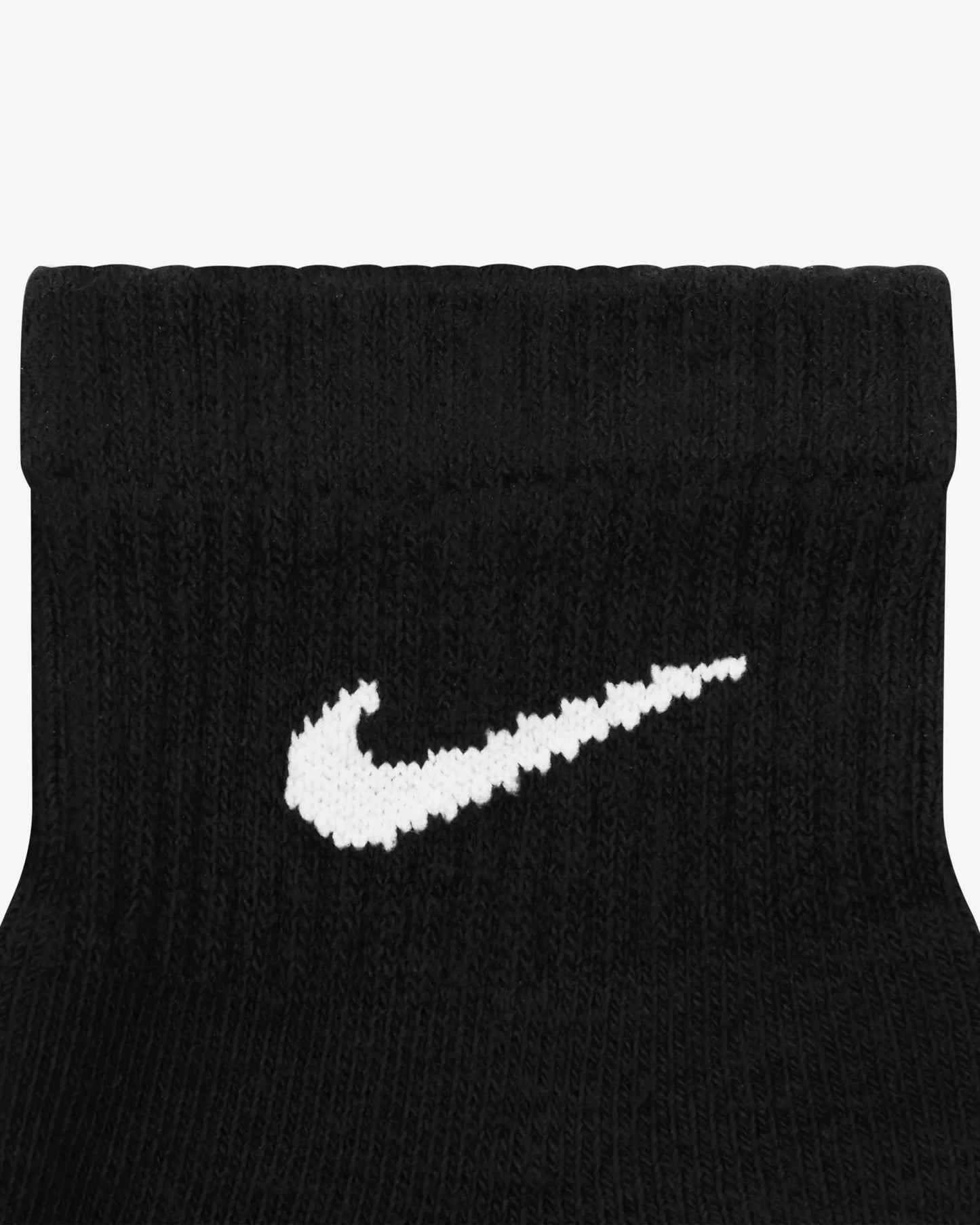 Calcetas NIKE al tobillo 6 pzs.