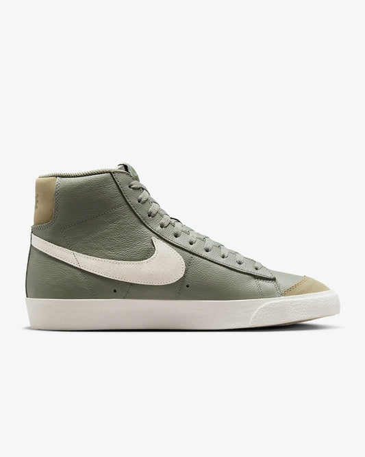 BLAZER MID '77 VNTG